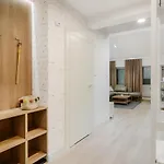 Rentes16 Apartment *