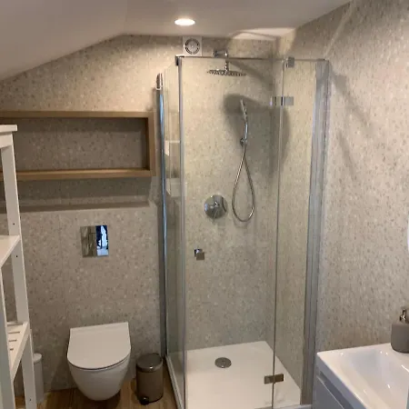 Apartment Rentes16