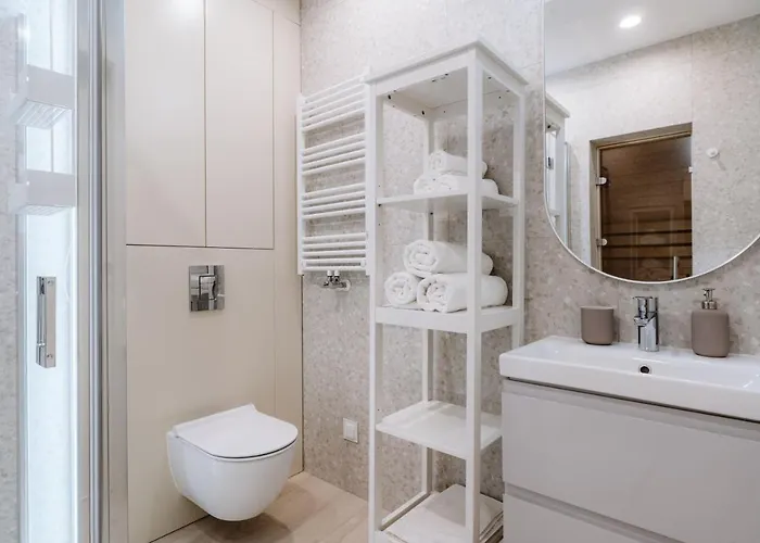 Rentes16 דירה שצ'צ'ירק