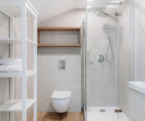 דירה Rentes16 שצ'צ'ירק